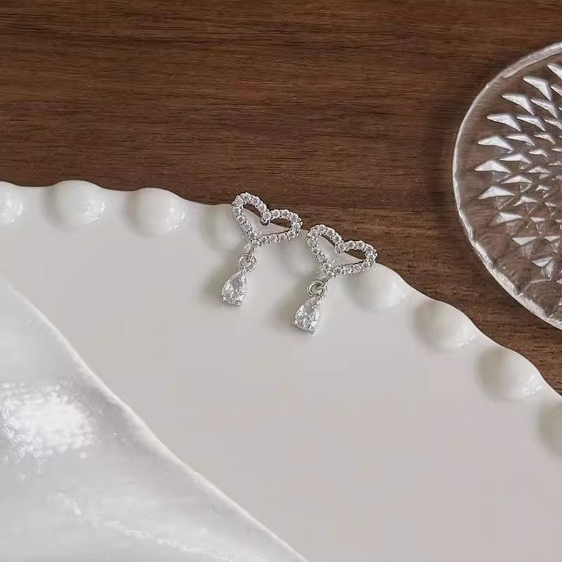 Klassinen Korvarengas ajattomalla viehätyksellä