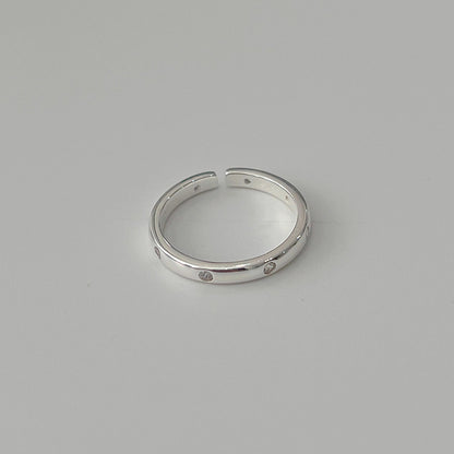 Romanttinen Sormus erityisiin hetkiin