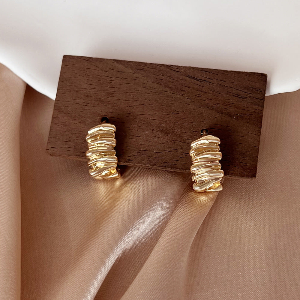 Hurmaava Korvarengas jokaiseen tilaisuuteen