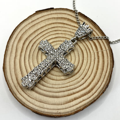 Hurmaava Kaulakoru jokaiseen tilaisuuteen