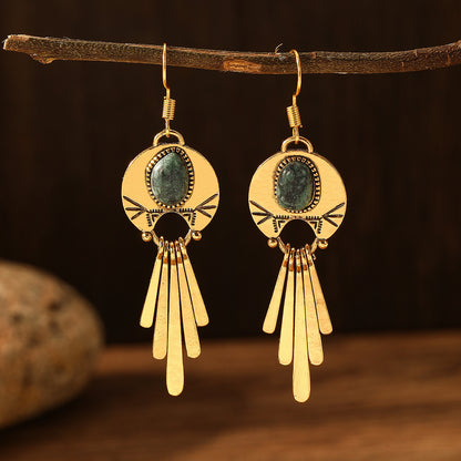 Klassinen Korvarengas ajattomalla viehätyksellä