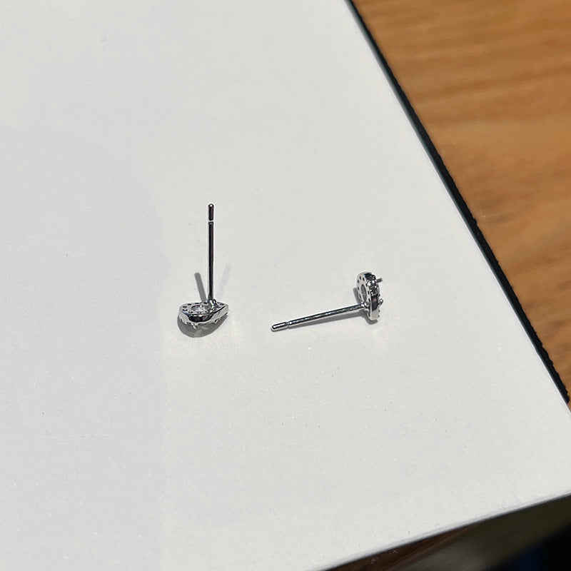 Hurmaava Korvarengas jokaiseen tilaisuuteen