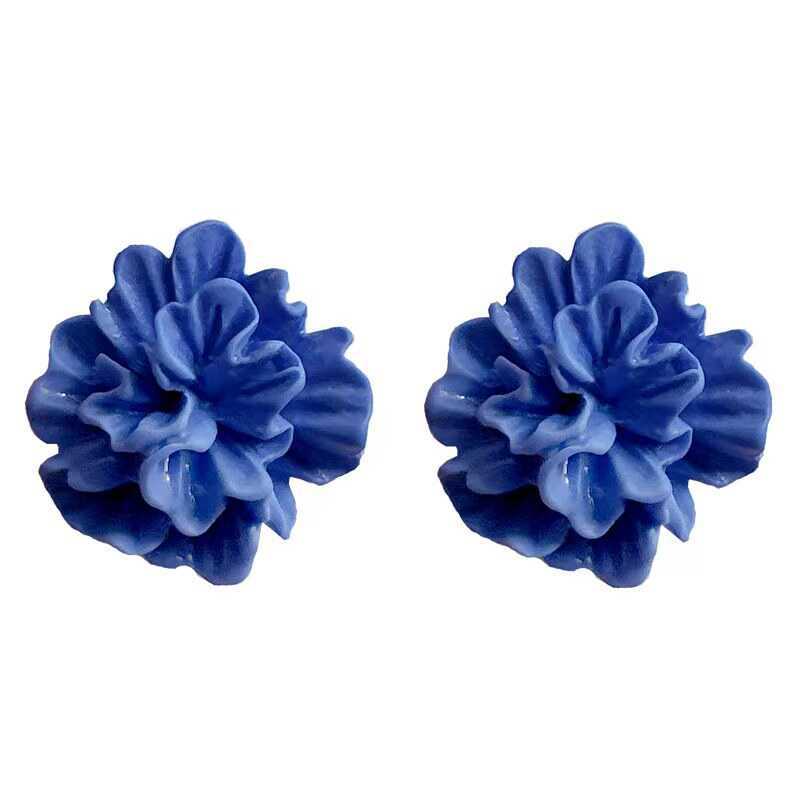 Hurmaava Korvarengas jokaiseen tilaisuuteen