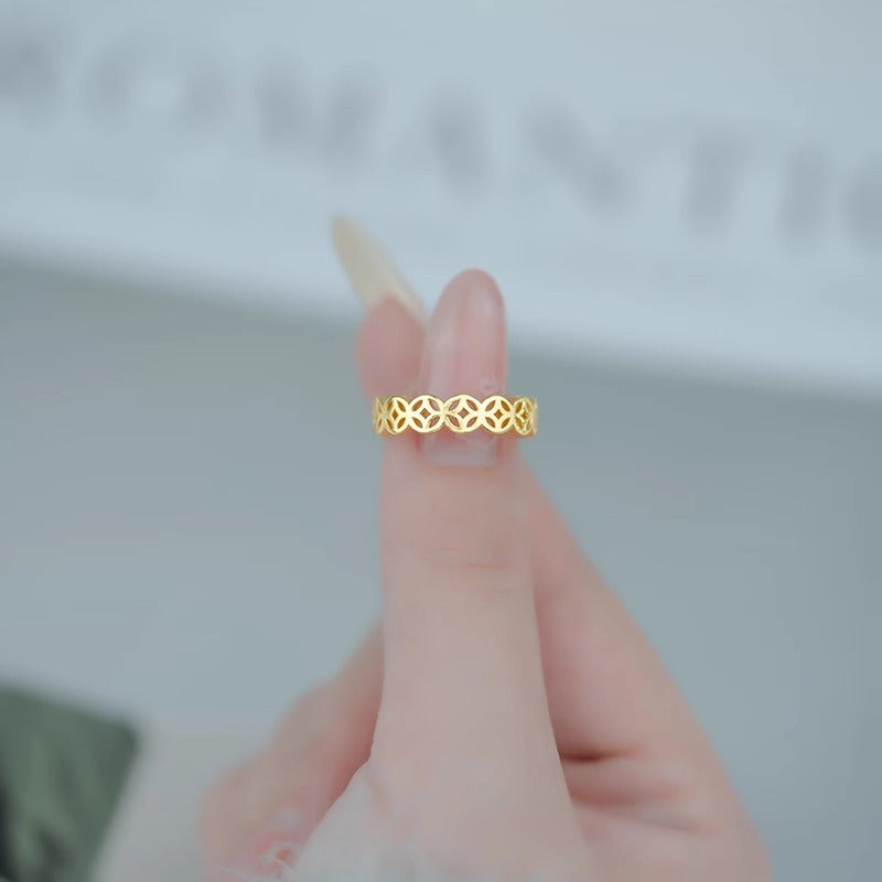 Romanttinen Sormus erityisiin hetkiin