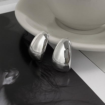 Käsintehty vintage Korvarengas