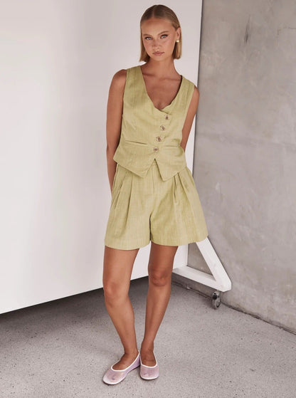 Beautifully Finished Garment in a Timeless Design