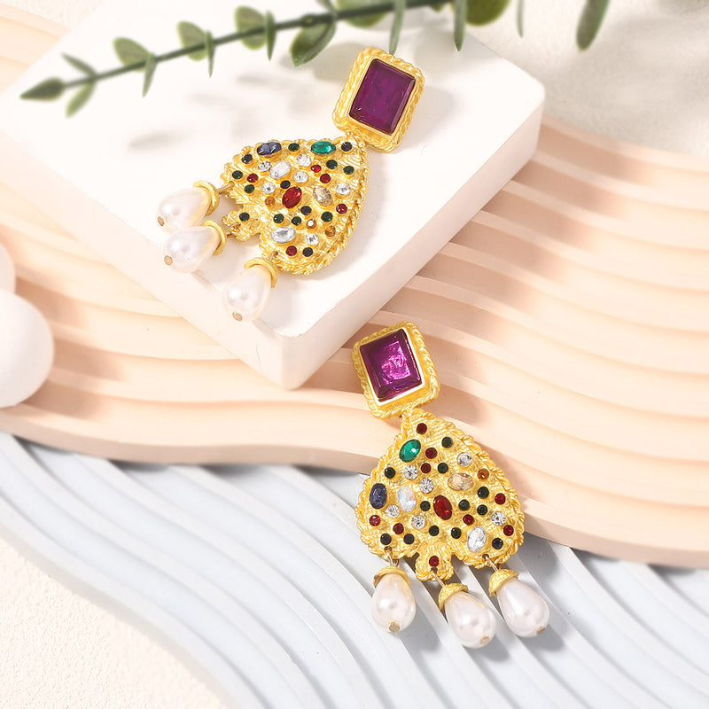 Elegantti Koru jokaiseen tilaisuuteen