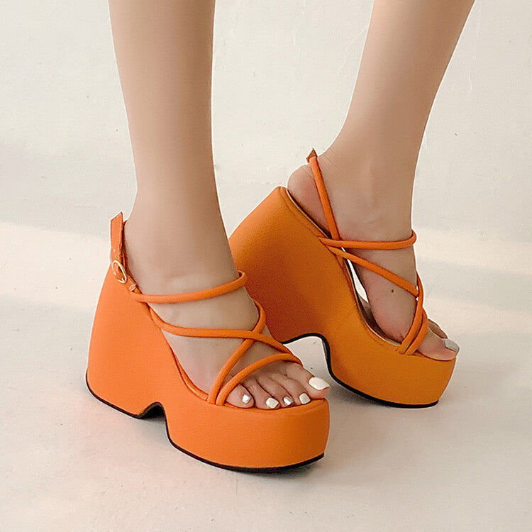 Sulavalinaiset Ortopediset Sandaalit Moderniin Tyyliin