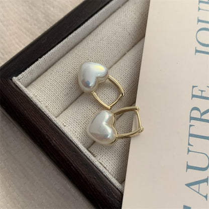 Romanttinen Helmi Korvarengas erityisiin hetkiin