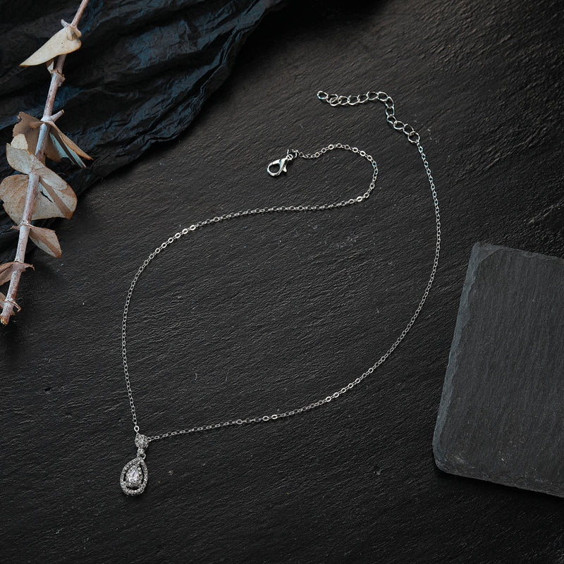 Herkkä käsityö Kaulakoru