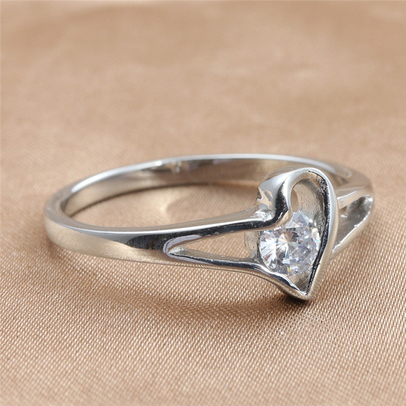 Elegantti Sormus jokaiseen tilaisuuteen