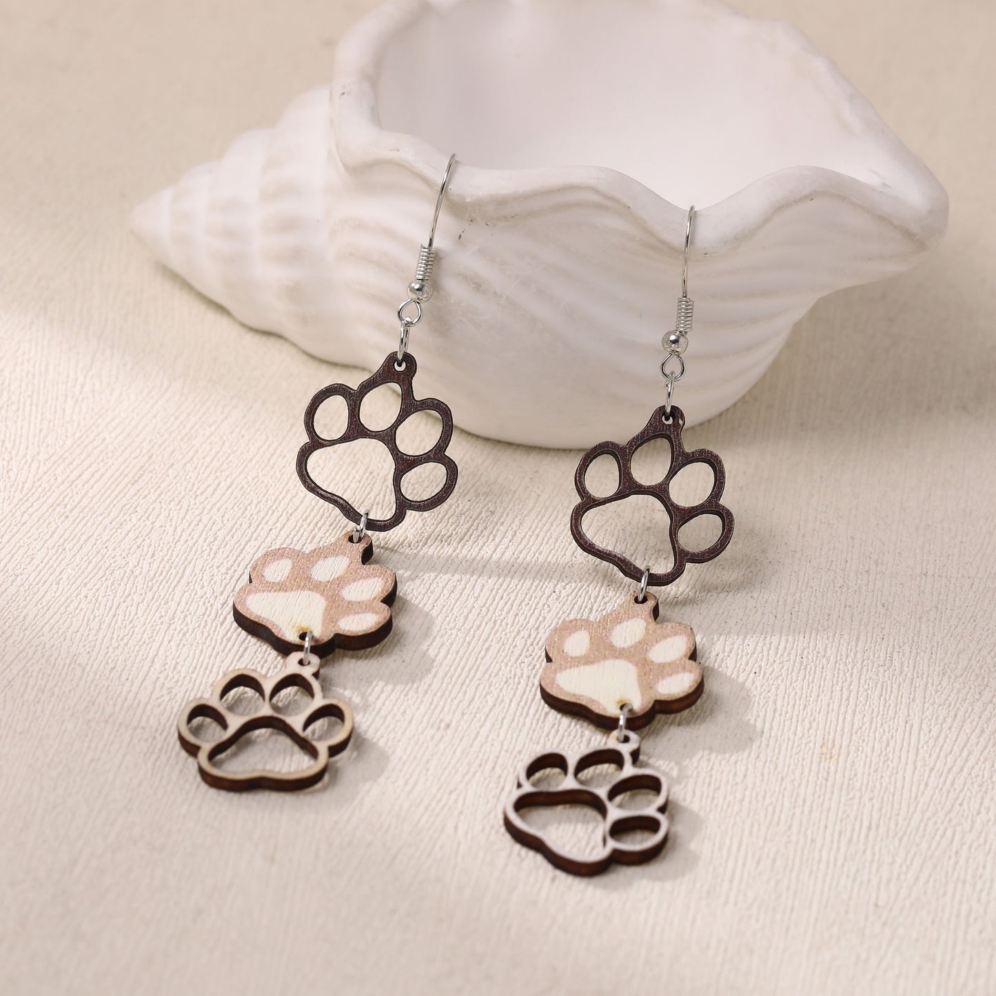 Klassinen Korvarengas ajattomalla viehätyksellä