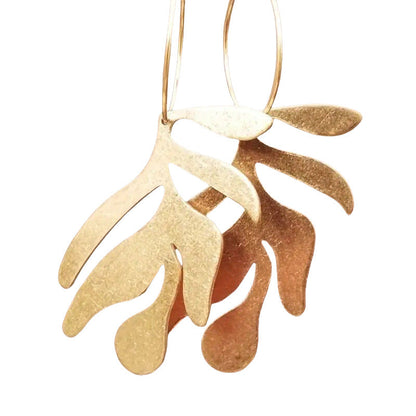 Romanttinen Kulta Sormus erityisiin hetkiin