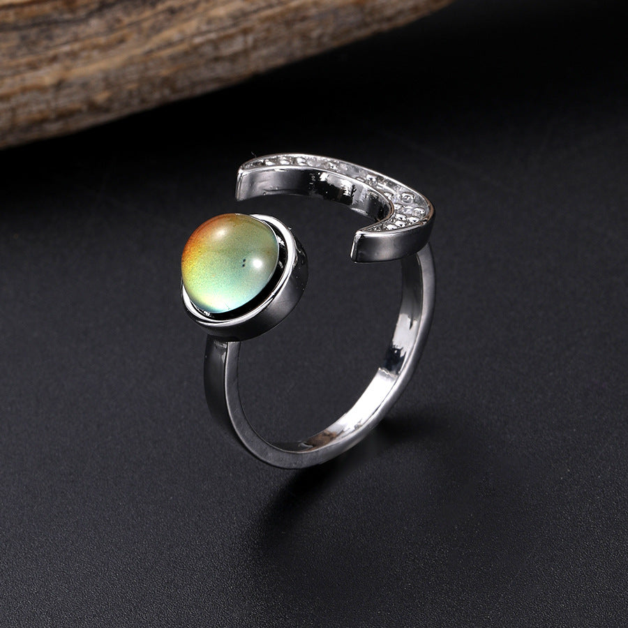 Romanttinen Kulta Sormus erityisiin hetkiin