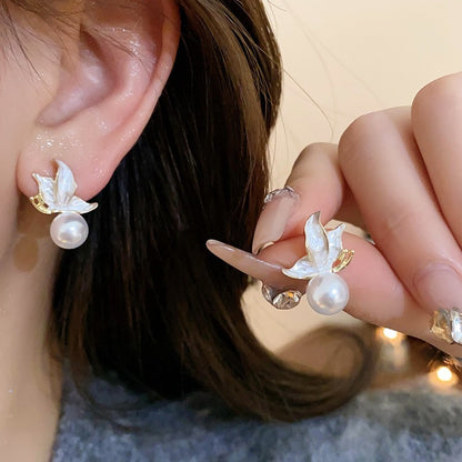 Hurmaava Helmi Korvarengas jokaiseen tilaisuuteen