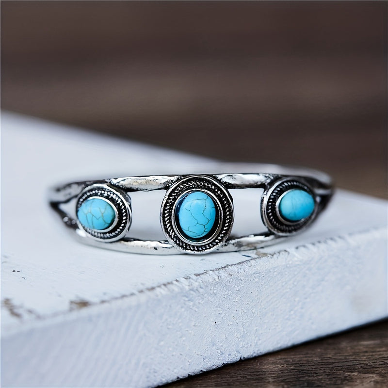 Klassinen Rannekoru ajattomalla viehätyksellä