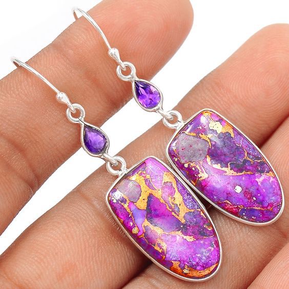 Käsintehty vintage Korvarengas