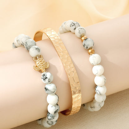 Klassinen Kulta Korusetti ajattomalla viehätyksellä