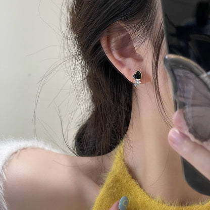 Kaunis Korvarengas ainutlaatuisella tyylillä