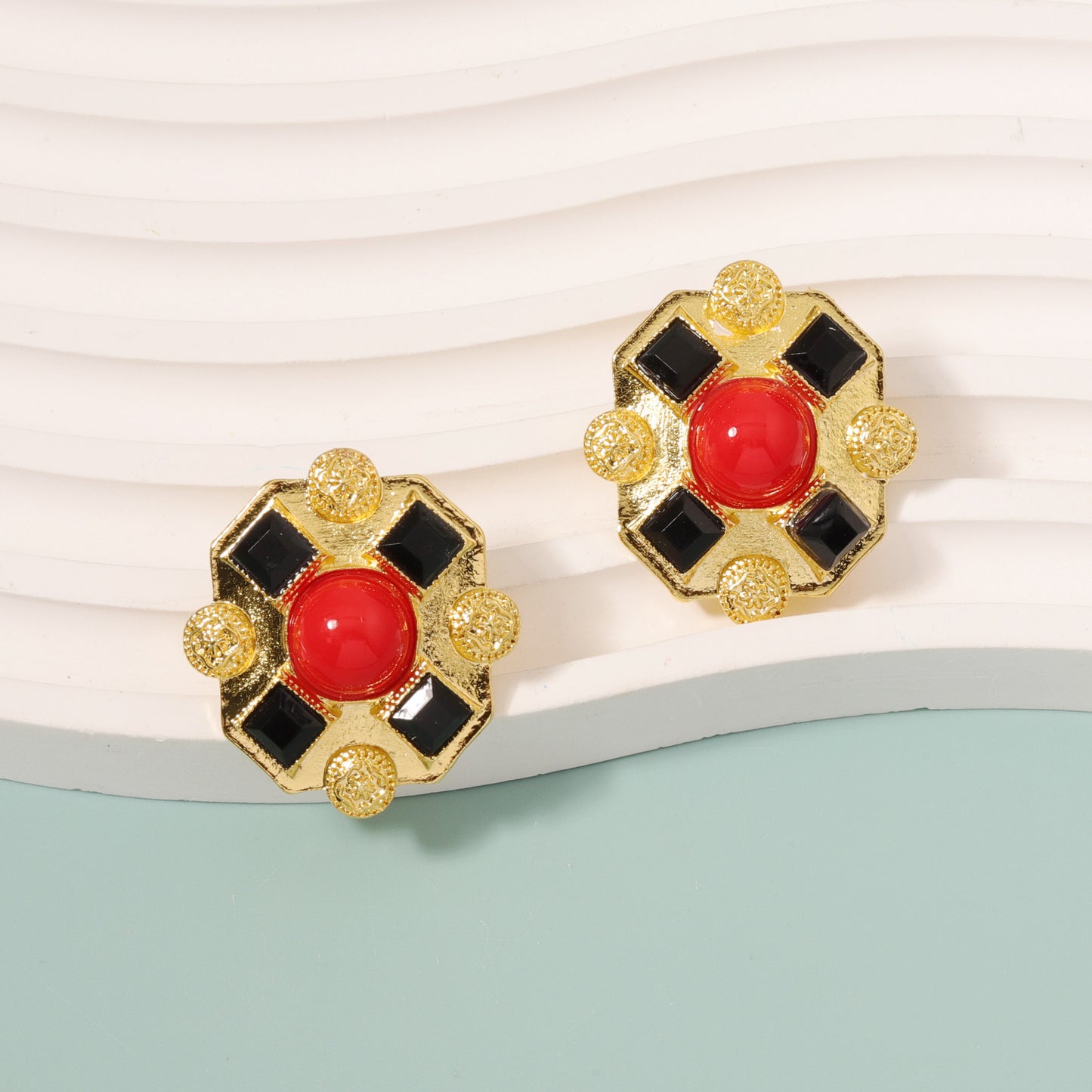 Herkkä käsityö Korvarengas