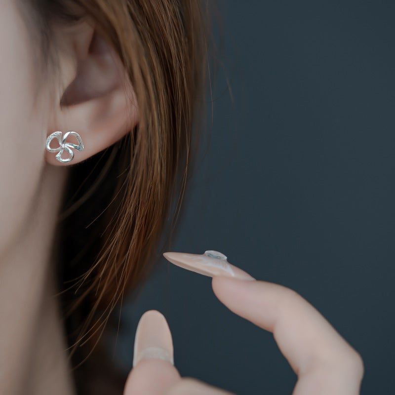 Hurmaava Korvarengas jokaiseen tilaisuuteen