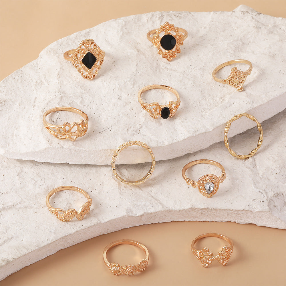 Romanttinen Kulta Sormus erityisiin hetkiin