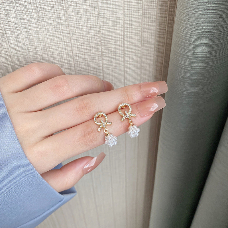 Hurmaava Hopea Korvarengas jokaiseen tilaisuuteen