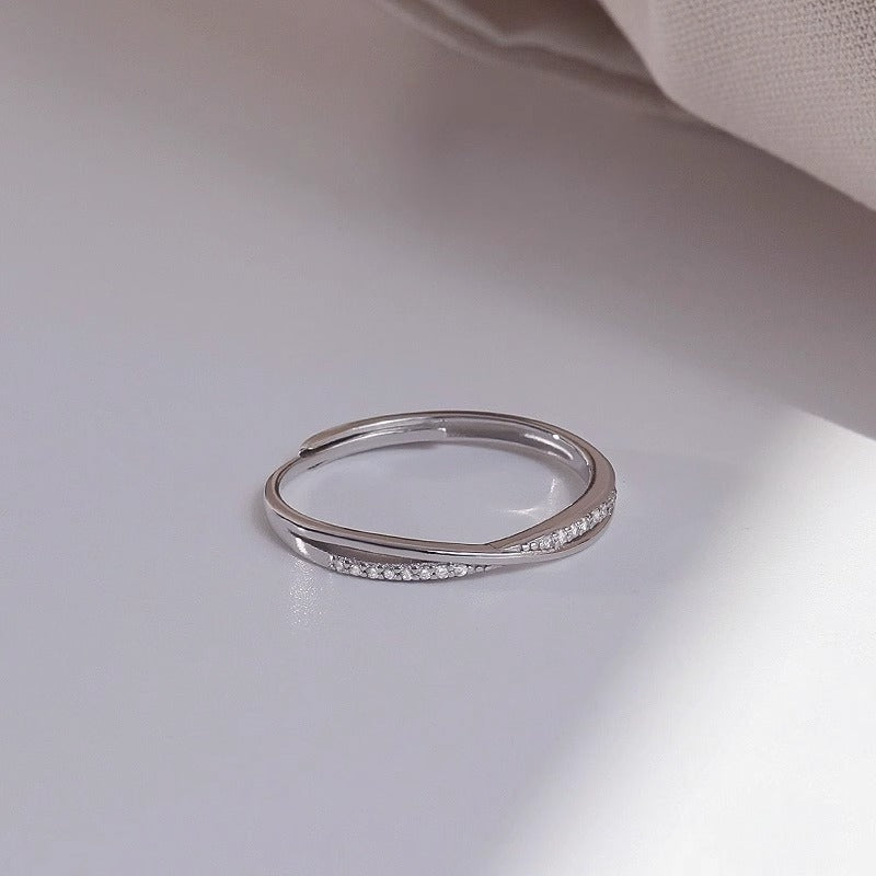 Romanttinen Sormus erityisiin hetkiin