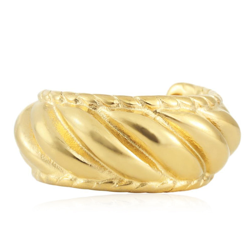 Kaunis Kulta Korvarengas ainutlaatuisella tyylillä