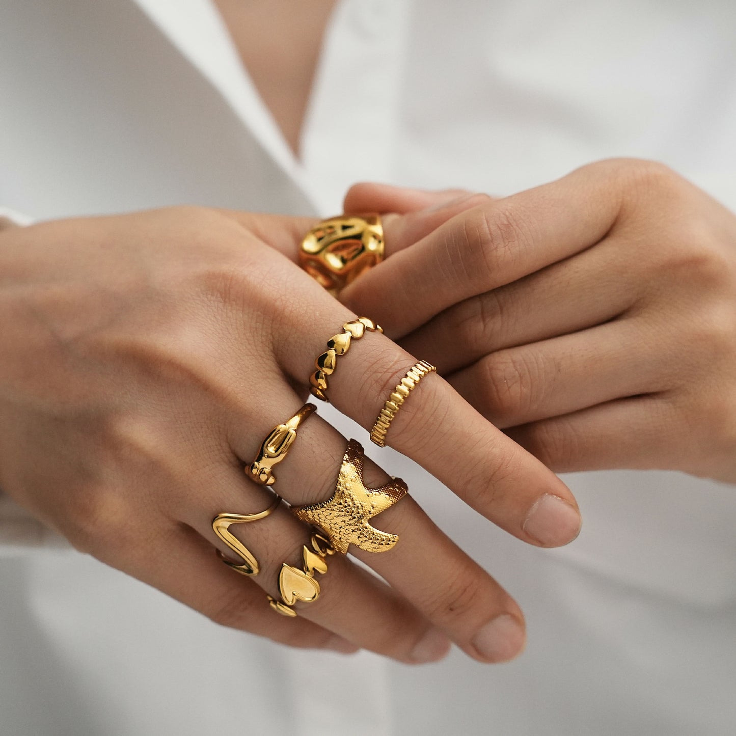 Hurmaava Kulta Sormus jokaiseen tilaisuuteen