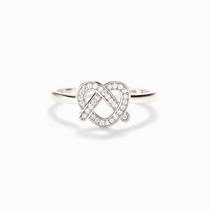 Romanttinen Sormus erityisiin hetkiin