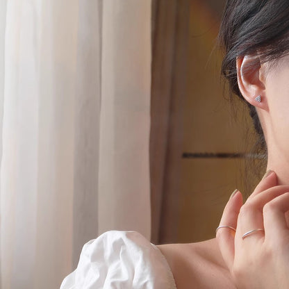 Elegantti Korvarengas jokaiseen tilaisuuteen