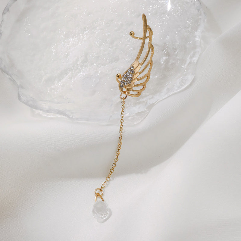 Kaunis Korvarengas ainutlaatuisella tyylillä