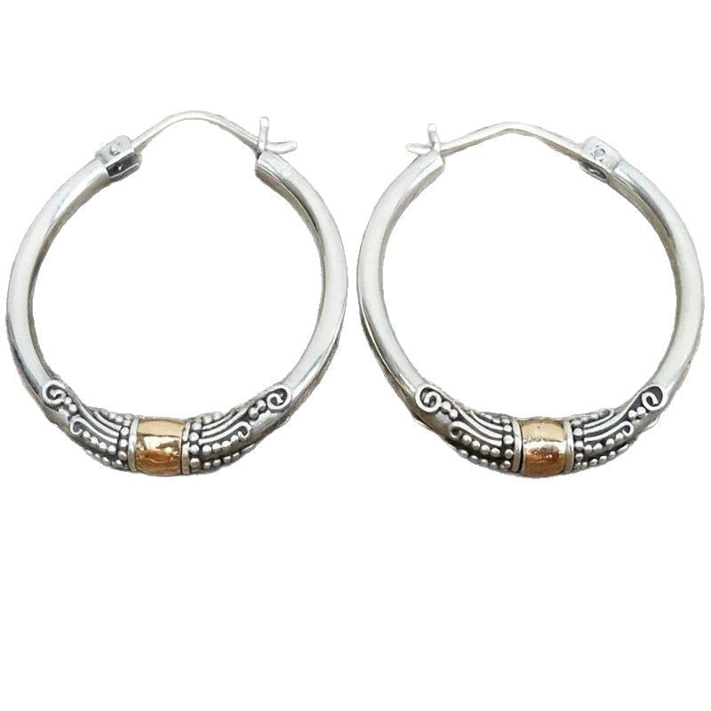 Romanttinen Sormus erityisiin hetkiin