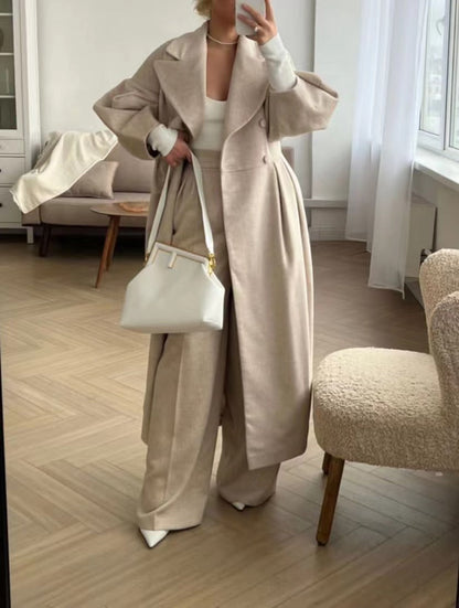 Polished Coat with an Effortless Classic Look