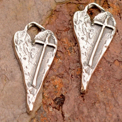 Klassinen Hopea Kaulakoru ajattomalla viehätyksellä