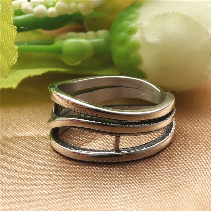 Kaunis Sormus ainutlaatuisella tyylillä