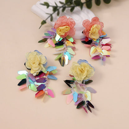 Hurmaava Korvarengas jokaiseen tilaisuuteen