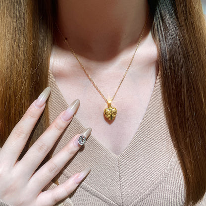 Hurmaava Koru jokaiseen tilaisuuteen