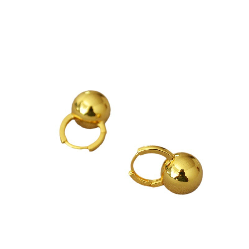 Klassinen Kulta Korvarengas ajattomalla viehätyksellä