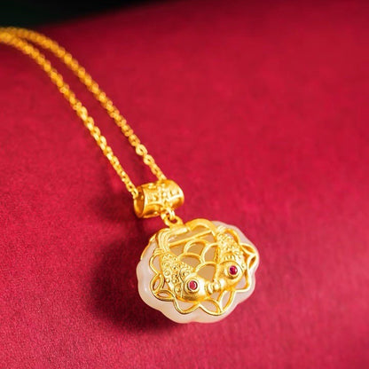 Romanttinen Kulta Kaulakoru erityisiin hetkiin