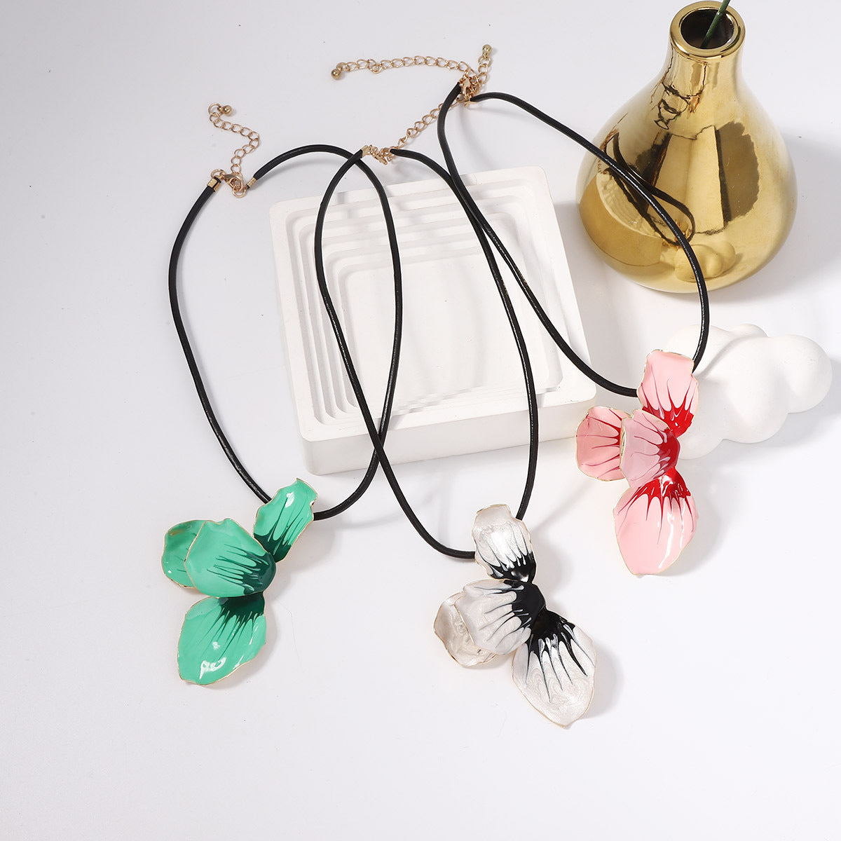 Hurmaava Riipus jokaiseen tilaisuuteen