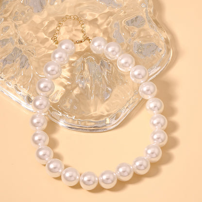 Romanttinen Helmi Kaulakoru erityisiin hetkiin