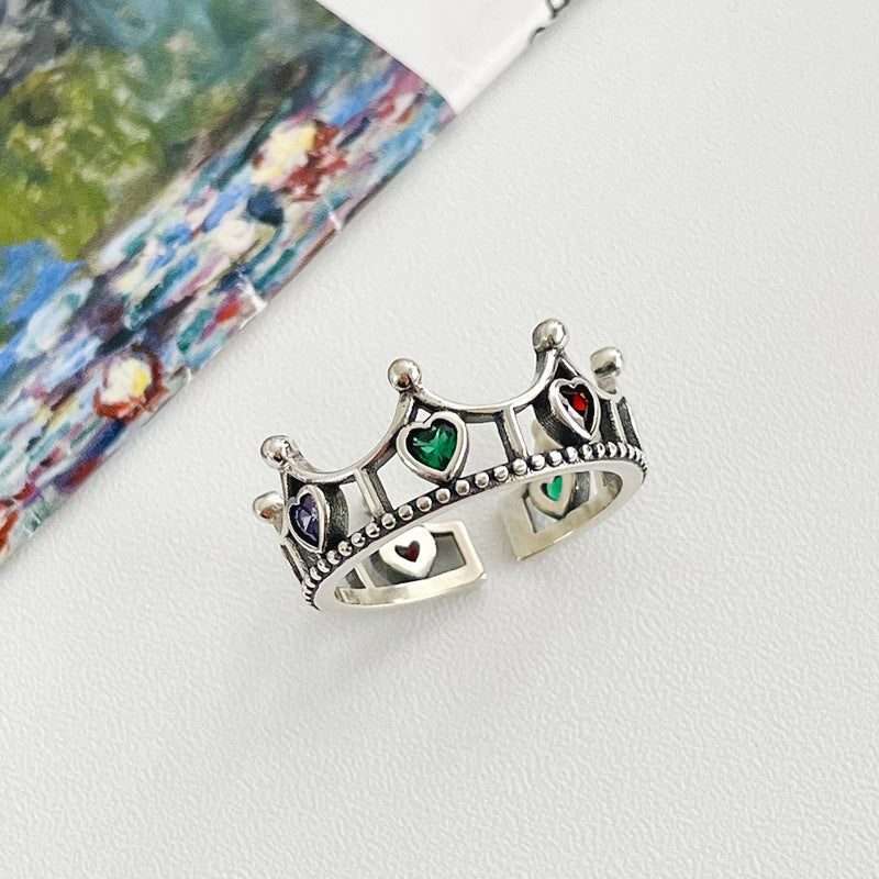 Elegantti Koru jokaiseen tilaisuuteen