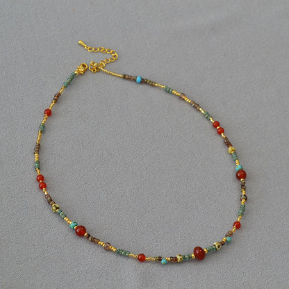 Hurmaava Koru jokaiseen tilaisuuteen