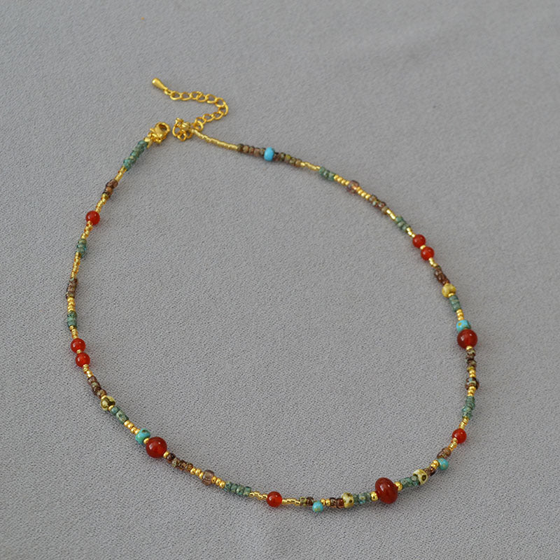 Hurmaava Koru jokaiseen tilaisuuteen