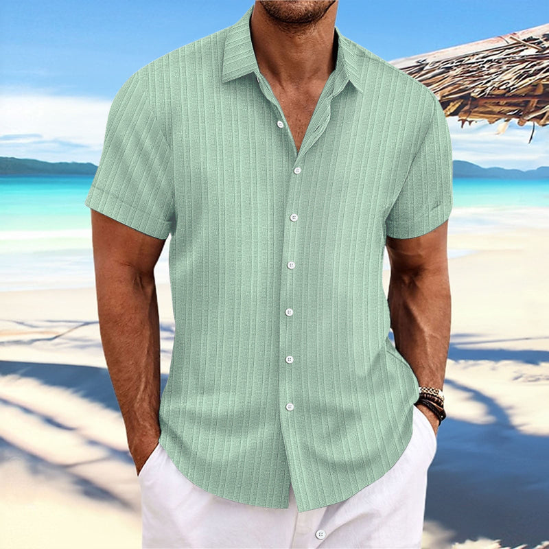 Well Tailored Shirt with a Graceful Silhouette