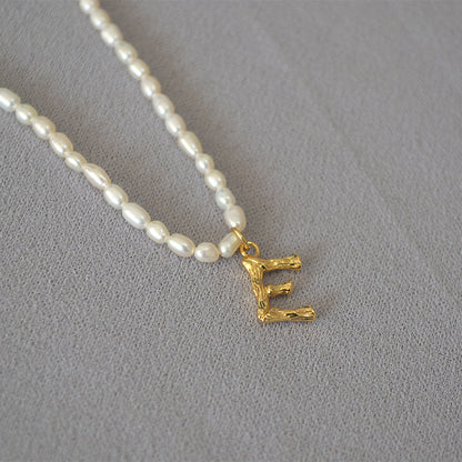 Hurmaava Helmi Kaulakoru jokaiseen tilaisuuteen