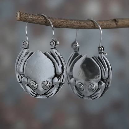 Klassinen Sormus ajattomalla viehätyksellä