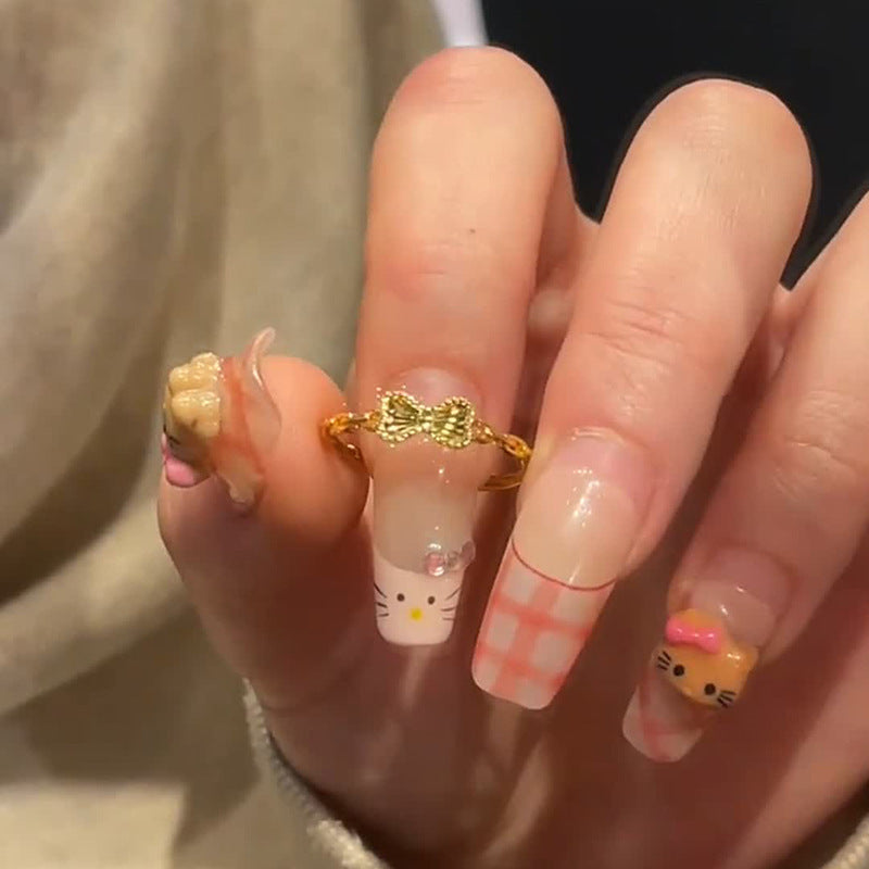 Upea Sormus päivittäiseen käyttöön